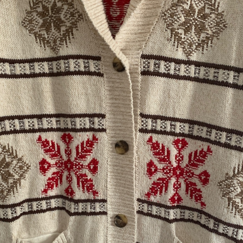 Lands' End Women's Beige and Red Knit Cardigan - Picture 7 of 15